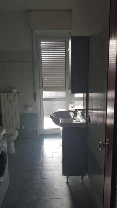 Albenga Sul Mare Famiglie Ed Amici Fino 10 Posti公寓 外观 照片