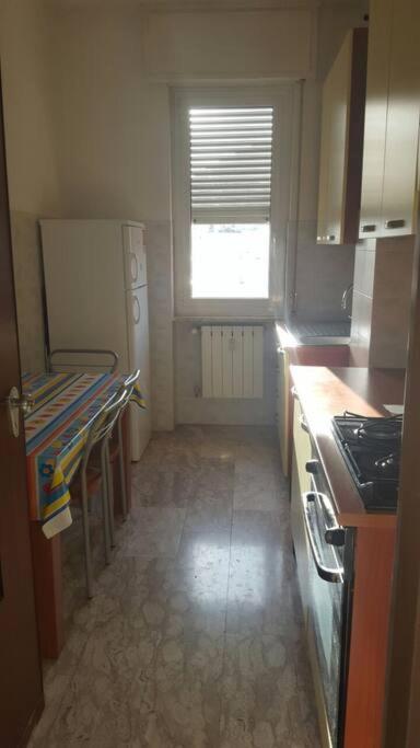 Albenga Sul Mare Famiglie Ed Amici Fino 10 Posti公寓 外观 照片